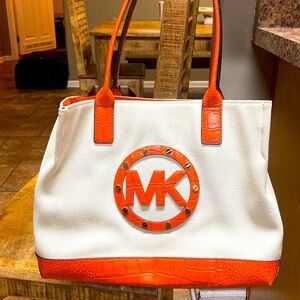 Michael Kors purse